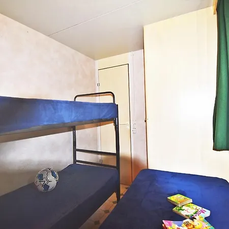 Mobile Homes Pine And Sea - Camping Indije בית נופש פולה
